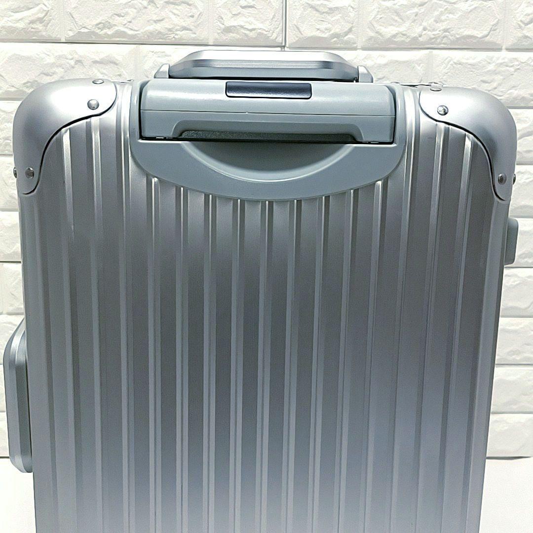 美品32L　BMW　四輪ホイール　アルミ　スーツケース　キャリーケース　シルバー