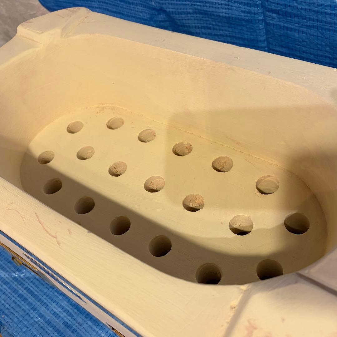 【未使用品】丸和工業製 天然切り出し大判七輪 角形 網2枚付き