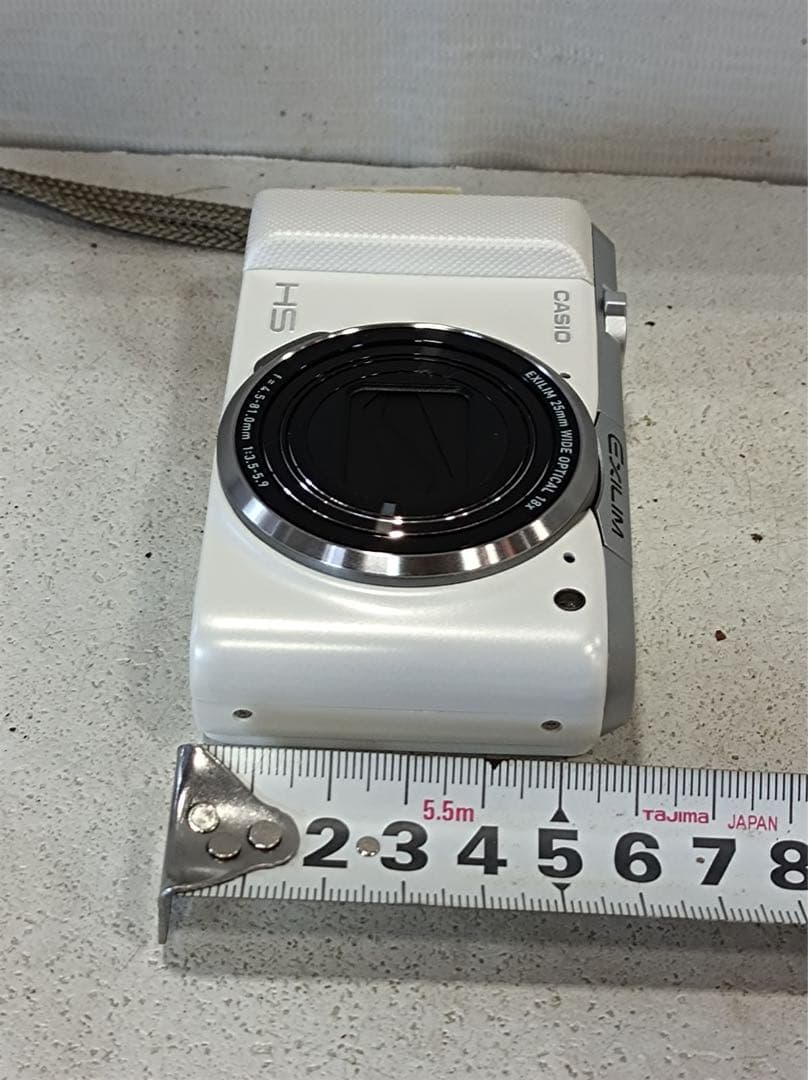 八6715【美品】CASIOデジタルカメラ　EXILIM HS EX-ZR850