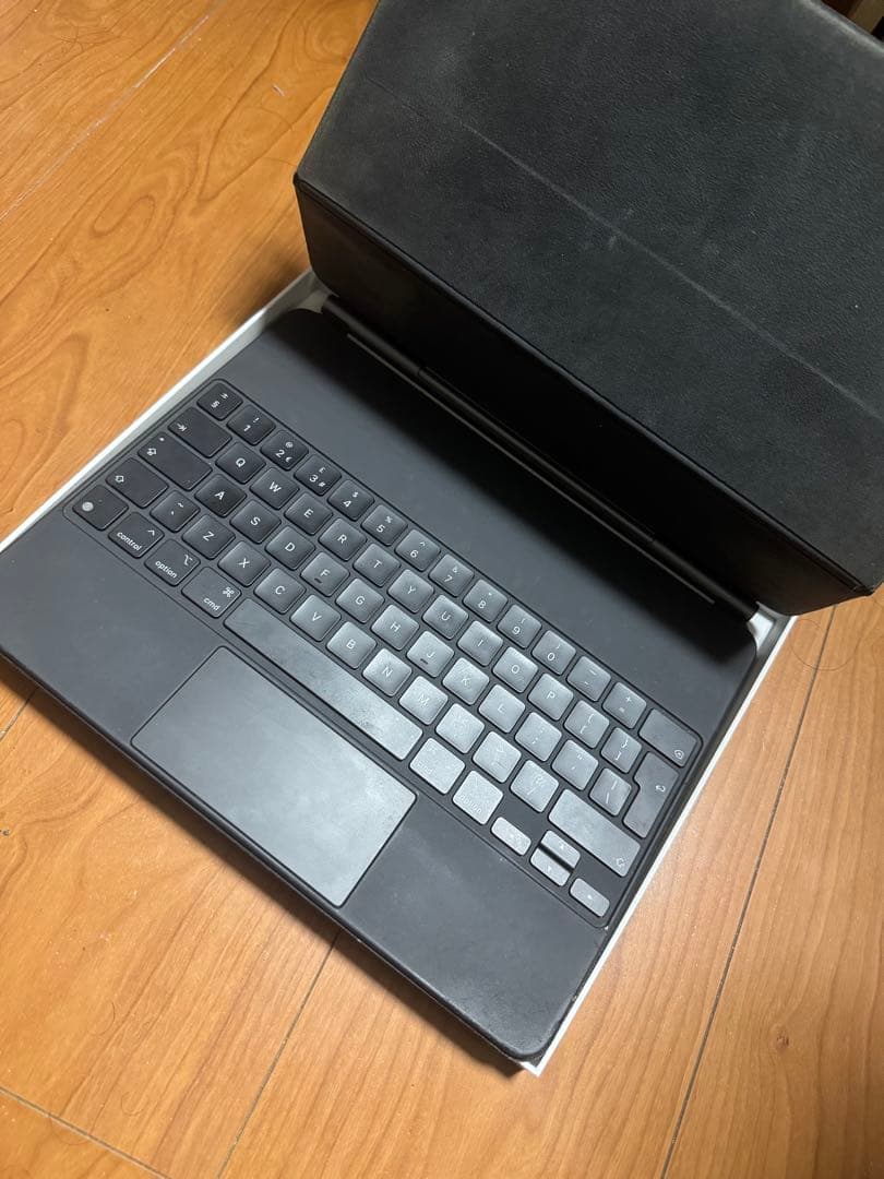 iPad Magic Keyboard ブラック UK