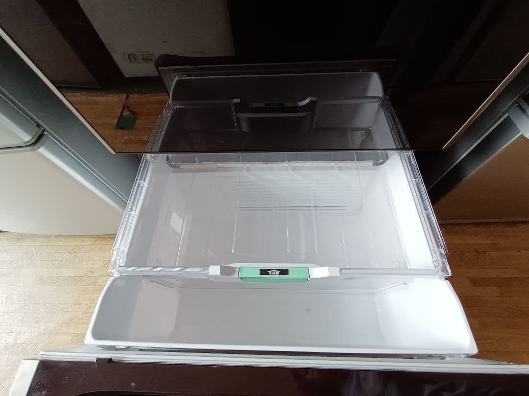 きん　千葉県　HITACHI 6ドア冷蔵庫 2015年式