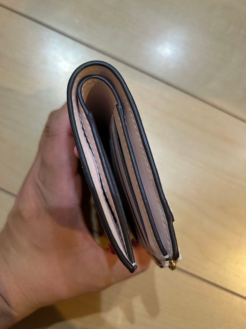 愛*彩様 Kate Spade ハートモチーフ 二つ折り財布