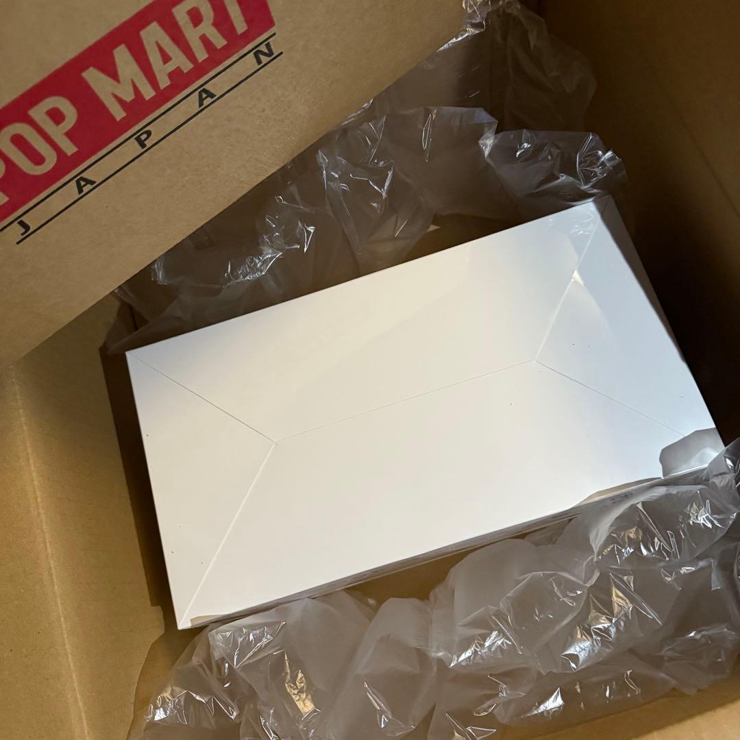 THE MONSTERS Big into Energy ぬいぐるみ