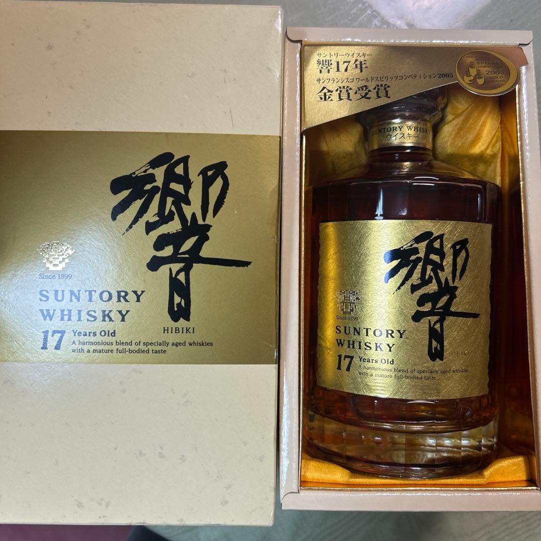 響 17年　ウイスキー　ゴールドラベル
