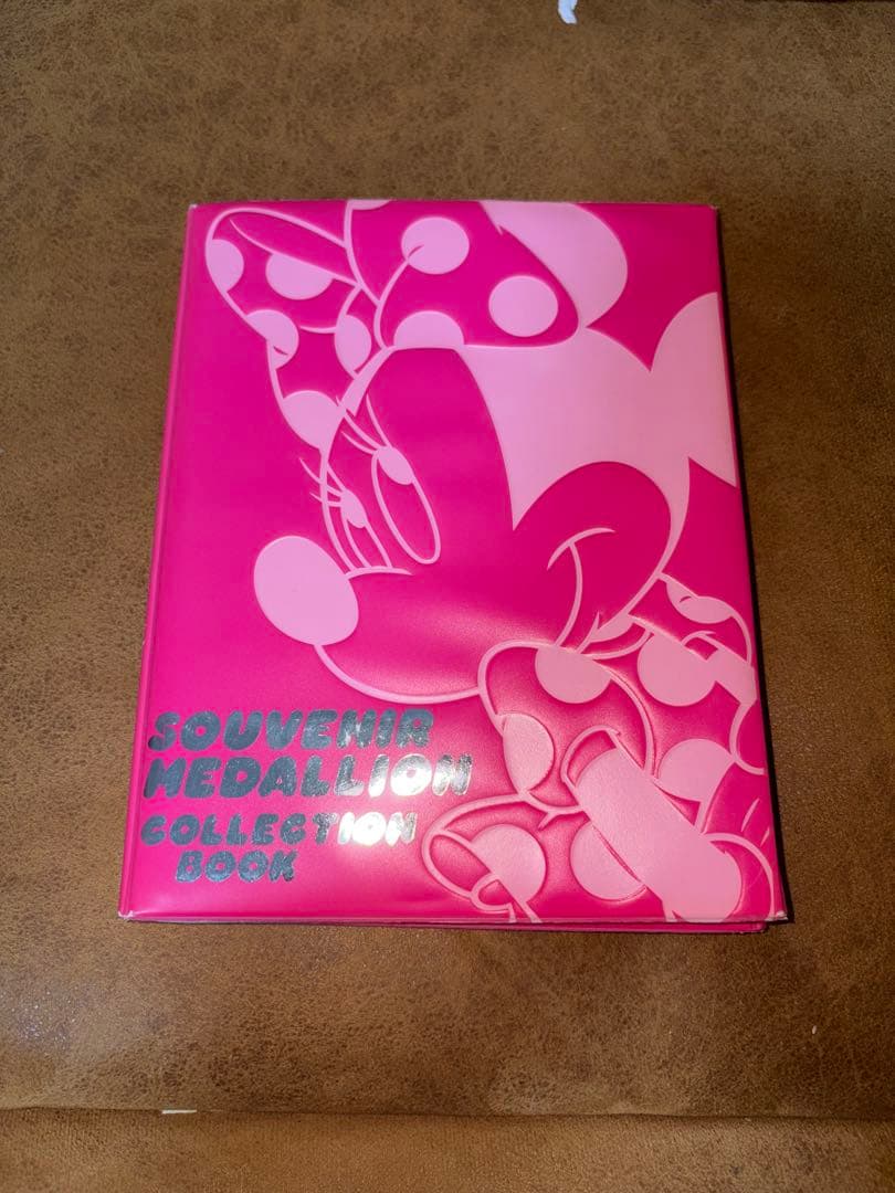 ディズニー　メダル