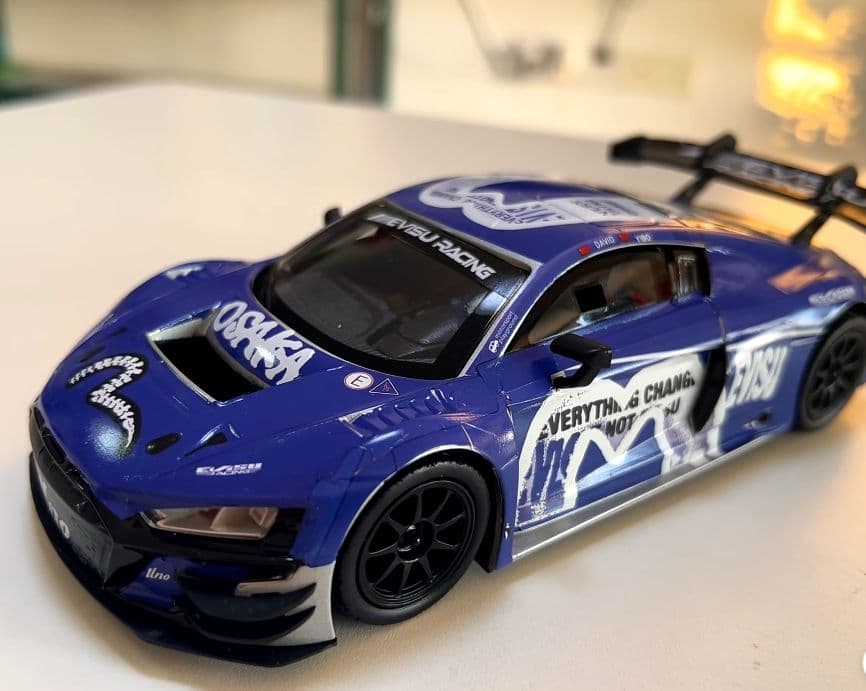 王一博　応援ミニカー 1：24