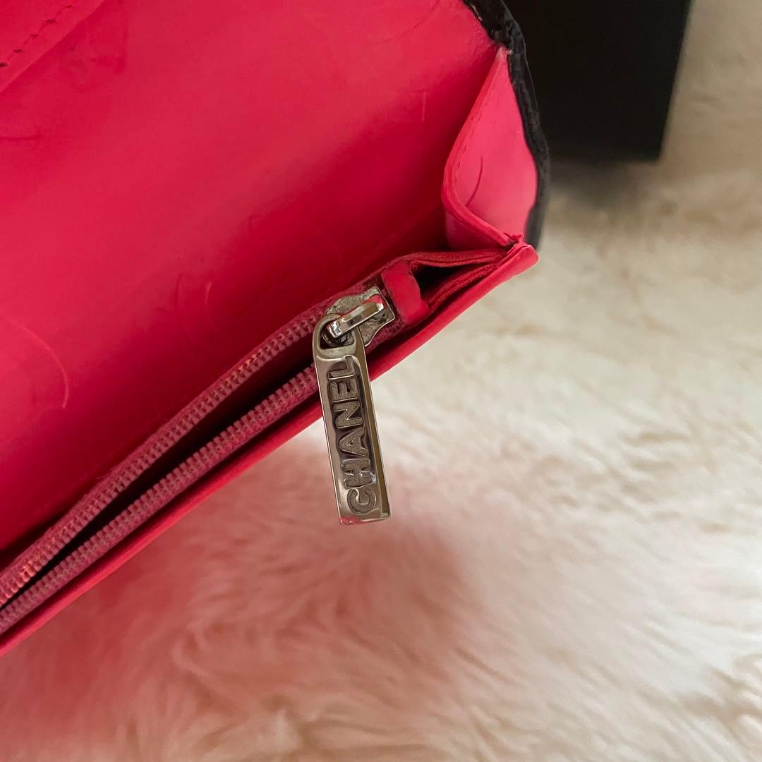 シャネル CHANEL 財布 二つ折りカンボンライン ココ 黒 白 ピンク