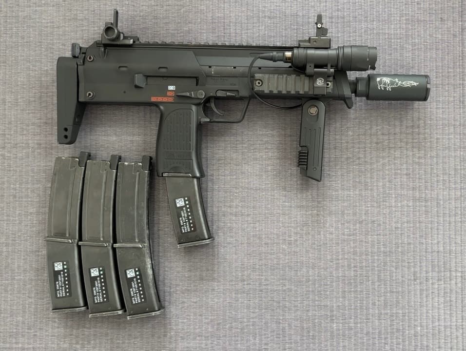 東京マルイ MP7A1 ガスブローバック マガジン4本 おまけ付