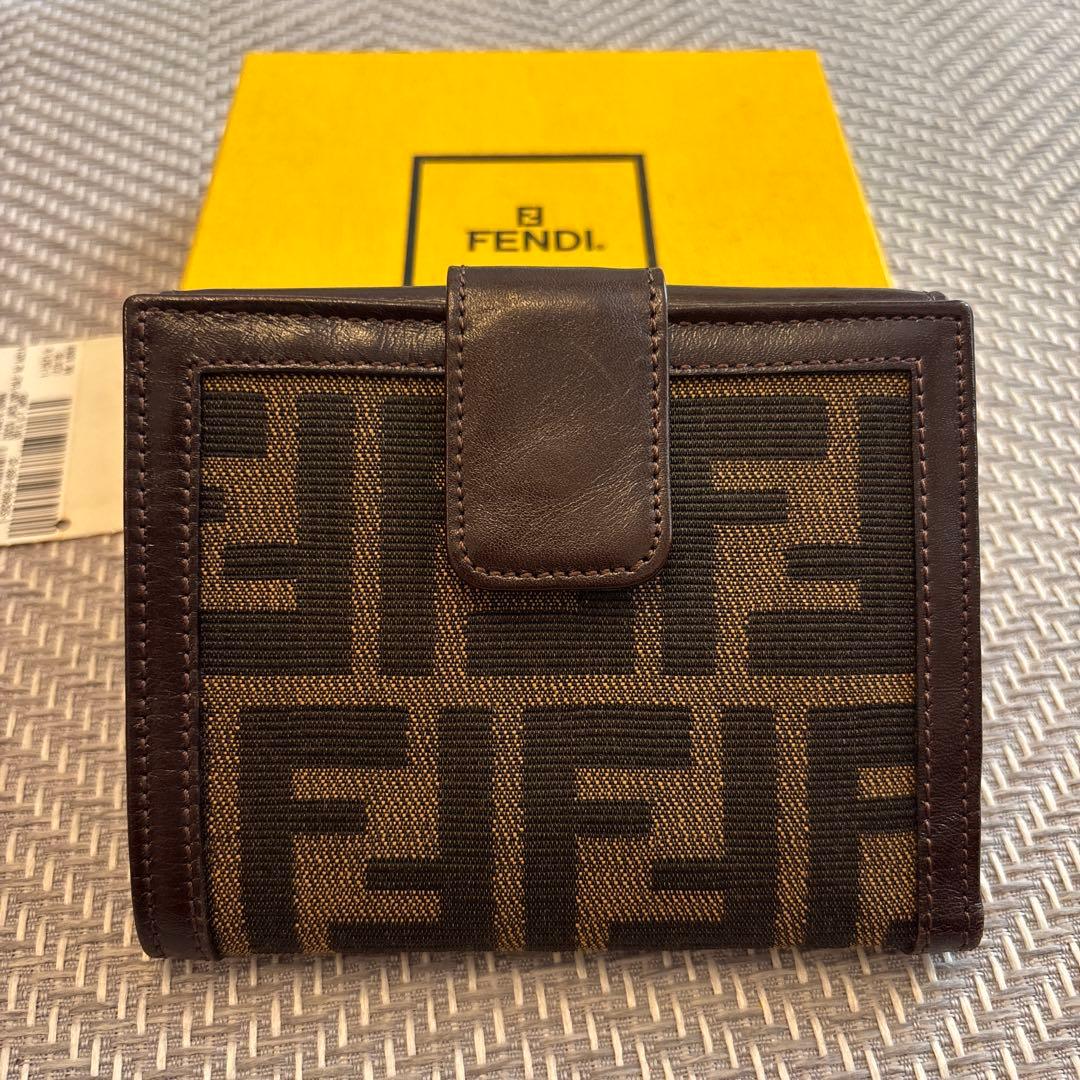Fendi 二つ折り財布 ブラウン