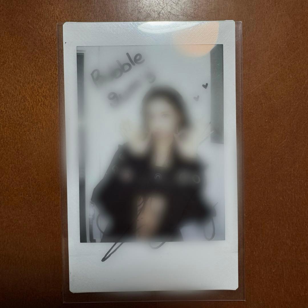 kep1er バヒエ　bubble gum ポラロイド