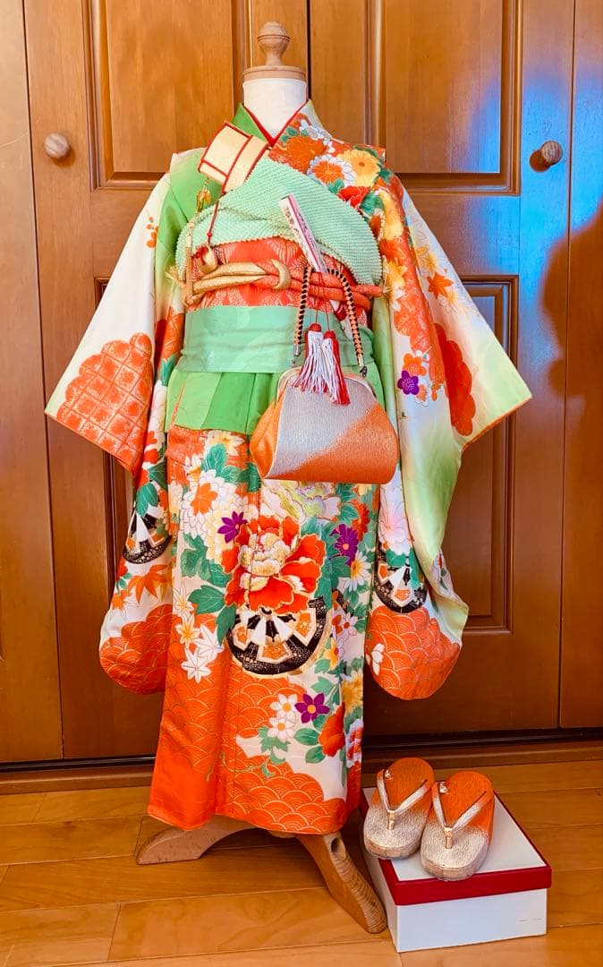 七五三　三歳から五歳の女の子のお支度　振袖コーディネート　お着物セット　女児着物