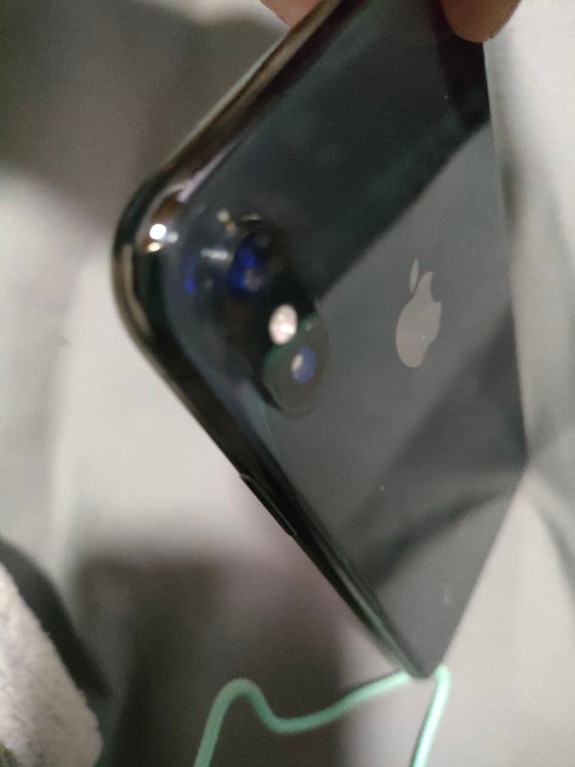 Apple iPhone X 64GB 本体