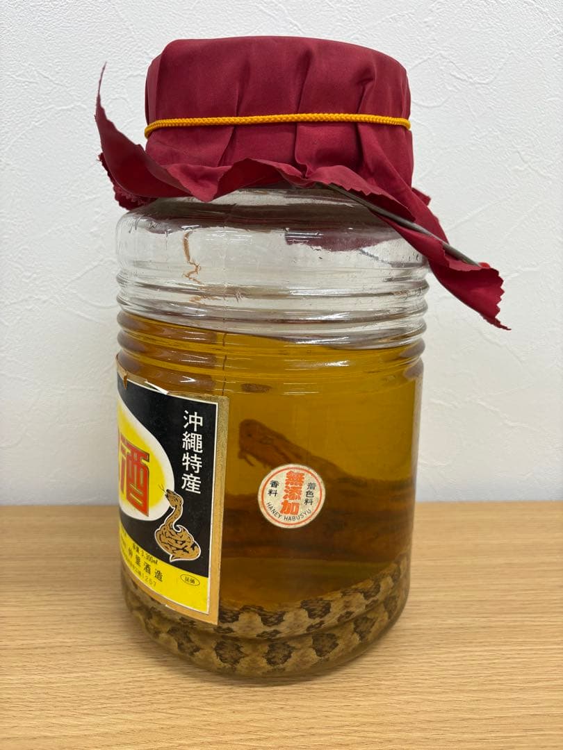 【値下げ】ハブ酒ハチミツ入　3,300ml　沖縄特産　仲里酒造