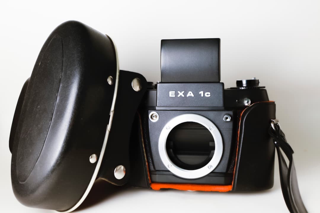 【美品】EXA 1c フィルム一眼レフカメラ ドイツ製　＃1