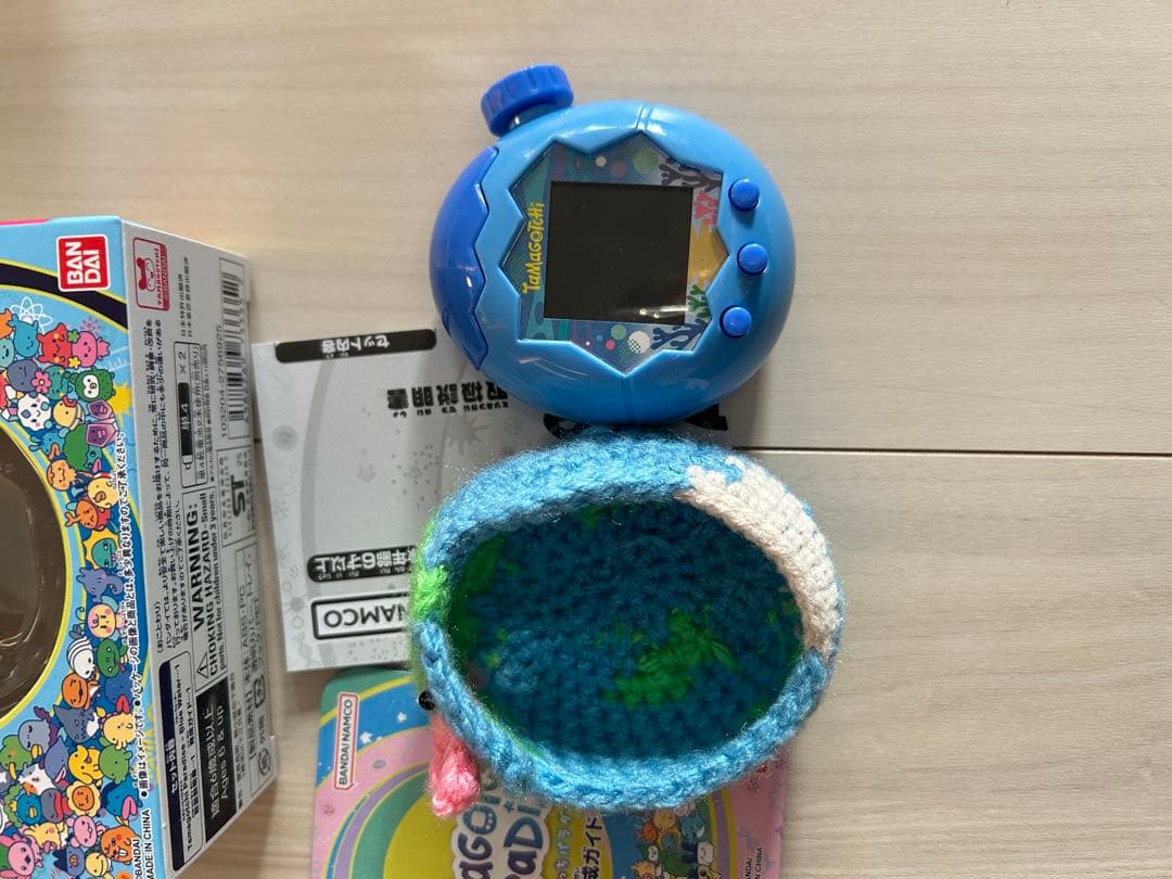 たまごっちパラダイス本体（ブルー ） と手作りカバー