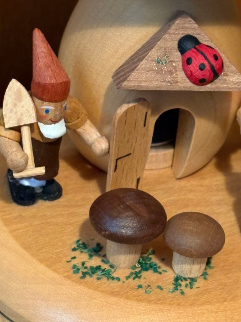 ドイツ製　ドイツ工芸品　煙出し人形　HANDARBEIT 未使用品　木製