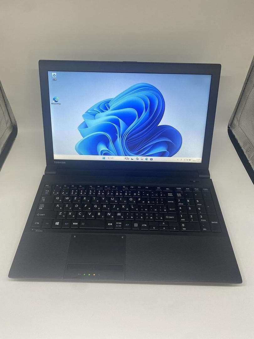 【東芝】爆速 Corei7/新品SSD256GB ノートパソコン B4