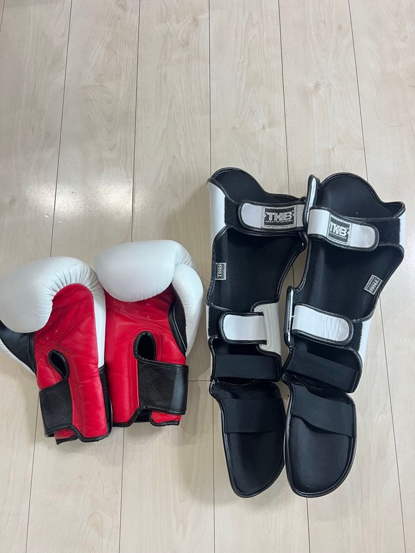 TOP KING グローブ 14oz レガースMサイズ