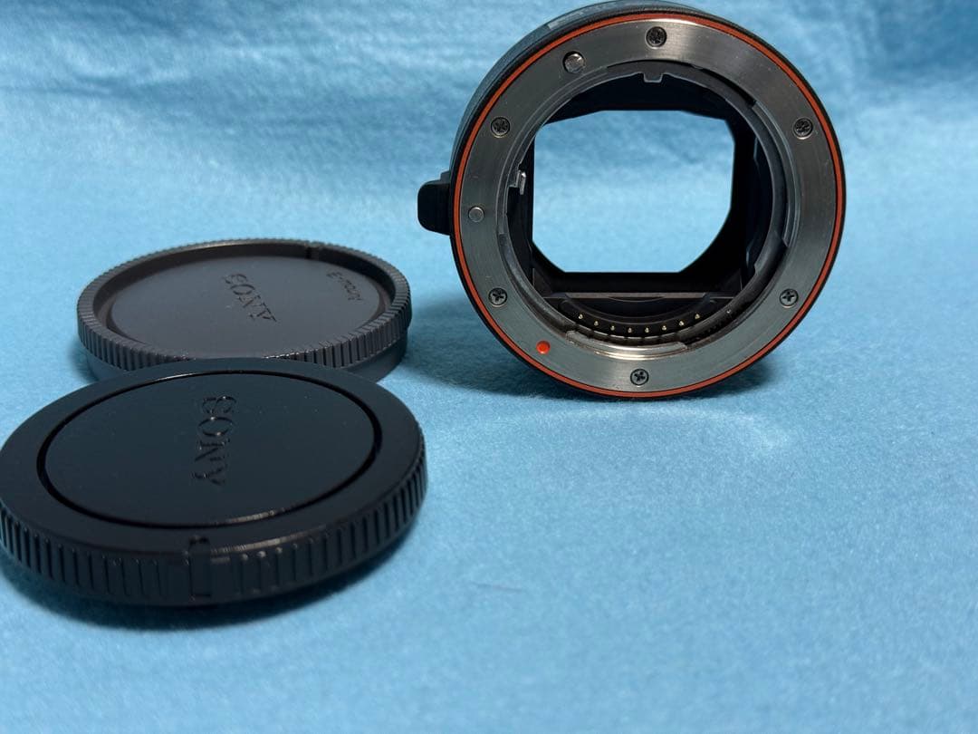 マウントアダプターLA-EA5 とSONY Aマウントレンズ2種