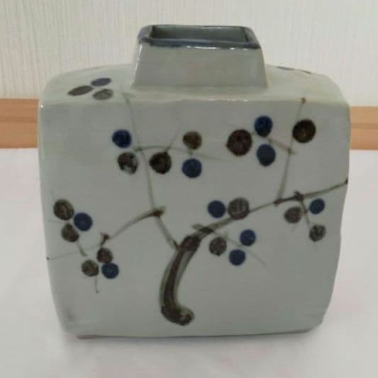 人間国宝　加藤卓男　美濃焼　平扁壺　高さ17cm　桐箱、由緒書付き