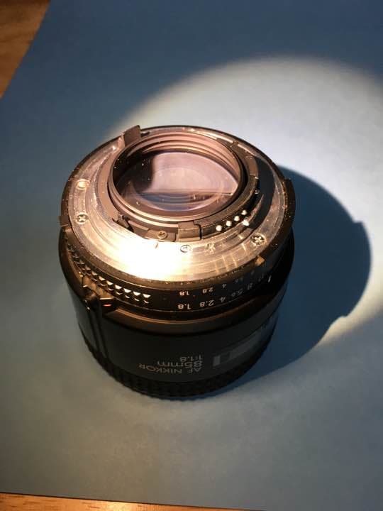 ニコン 85mmF1.8