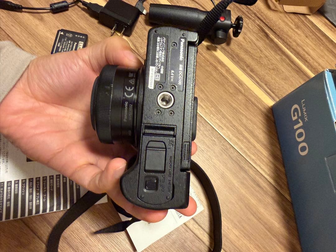 Panasonic DC-G100V ミラーレスカメラ