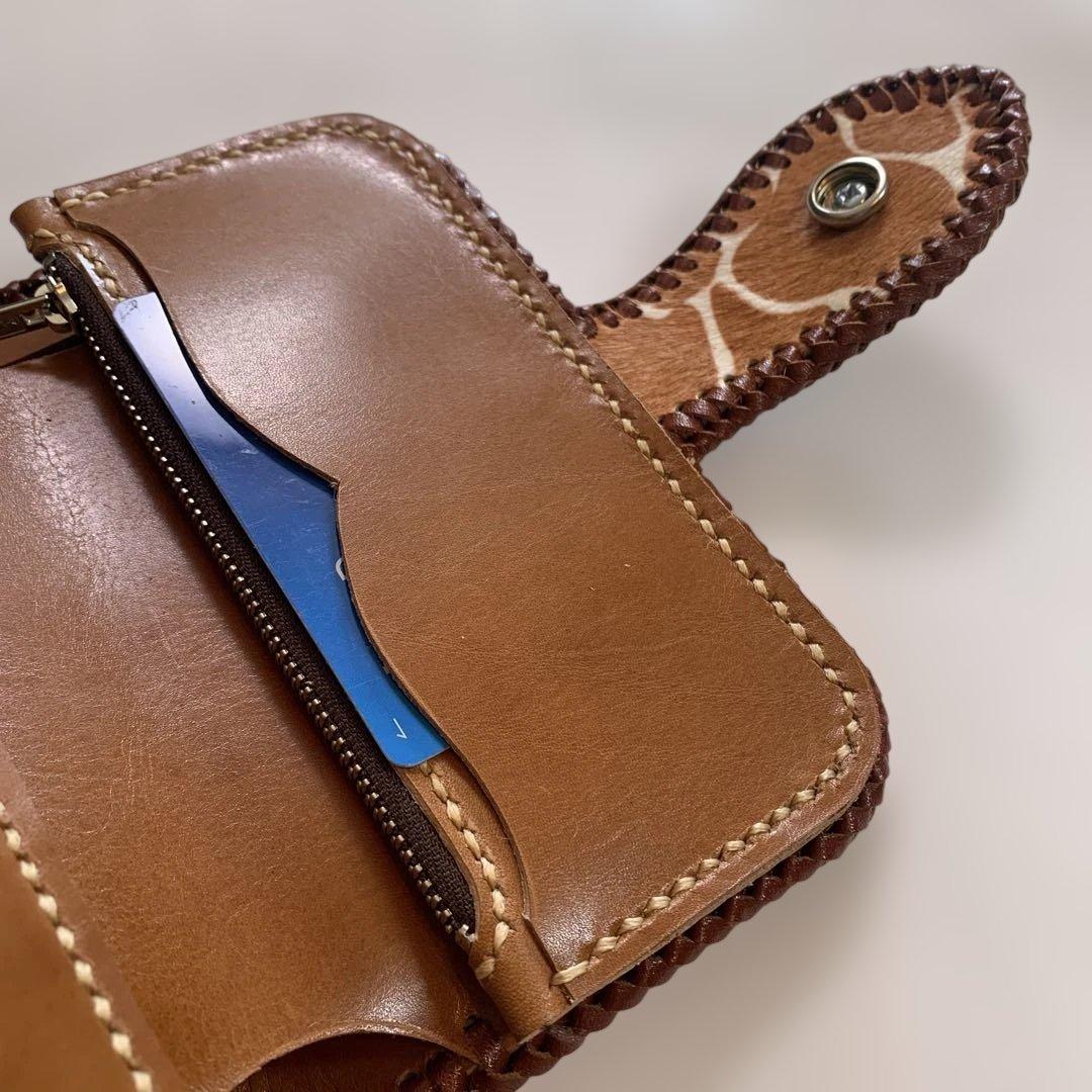 ハンドメイドレザークラフトキリン柄ハラコ牛革茶色ミドルウォレット牛レース編み茶色