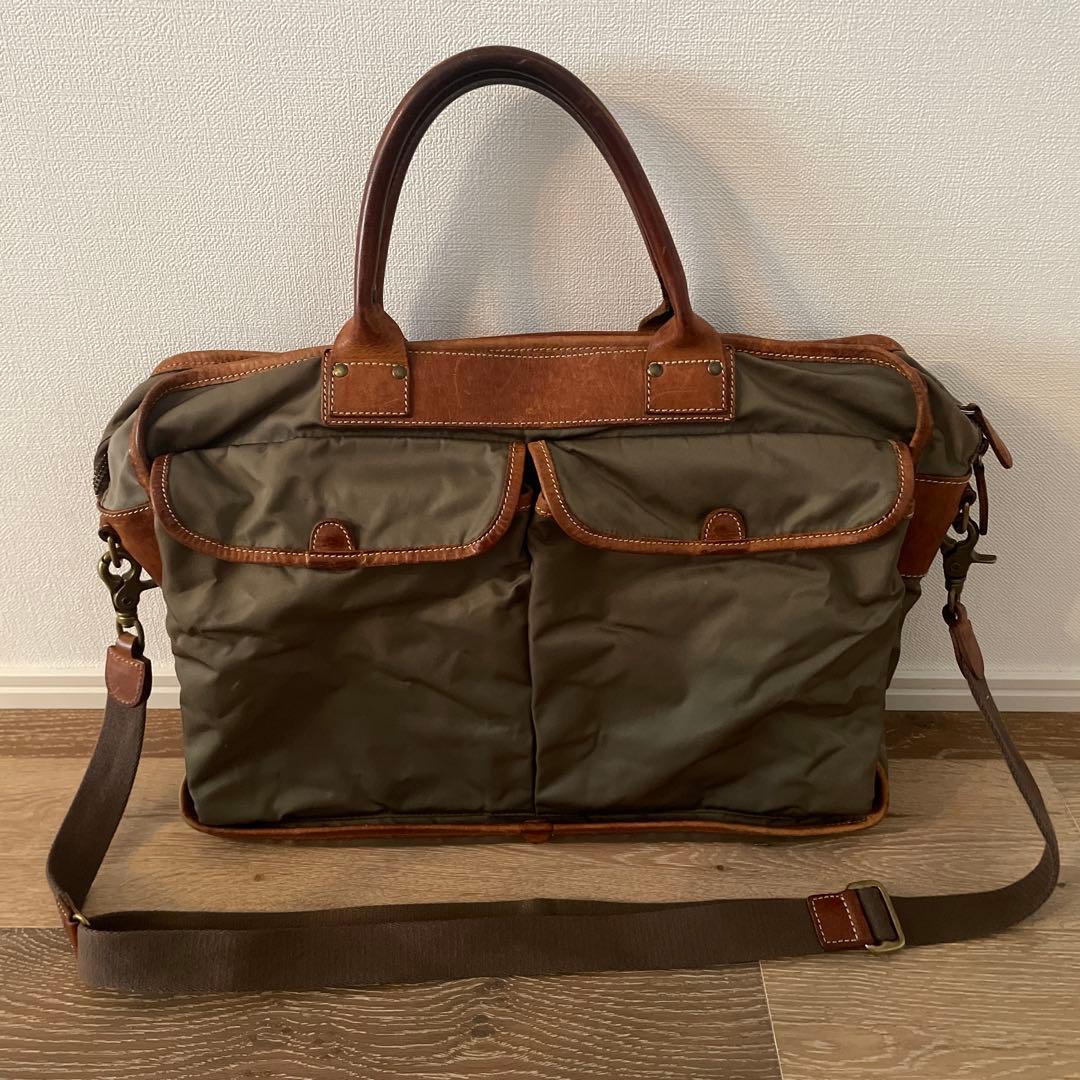 三連休限定値下げ！！フェリージ　ビジネスバック　カーキ