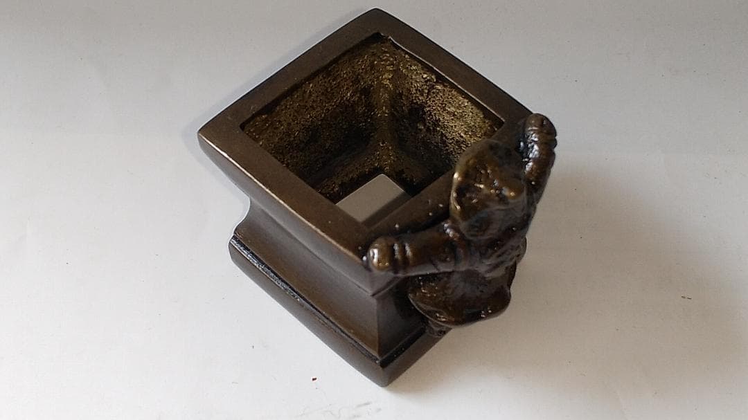 唐銅 七種蓋置 金谷浄雲 造 茶道具 茶器 蓋置 共箱 共布 美品 です。