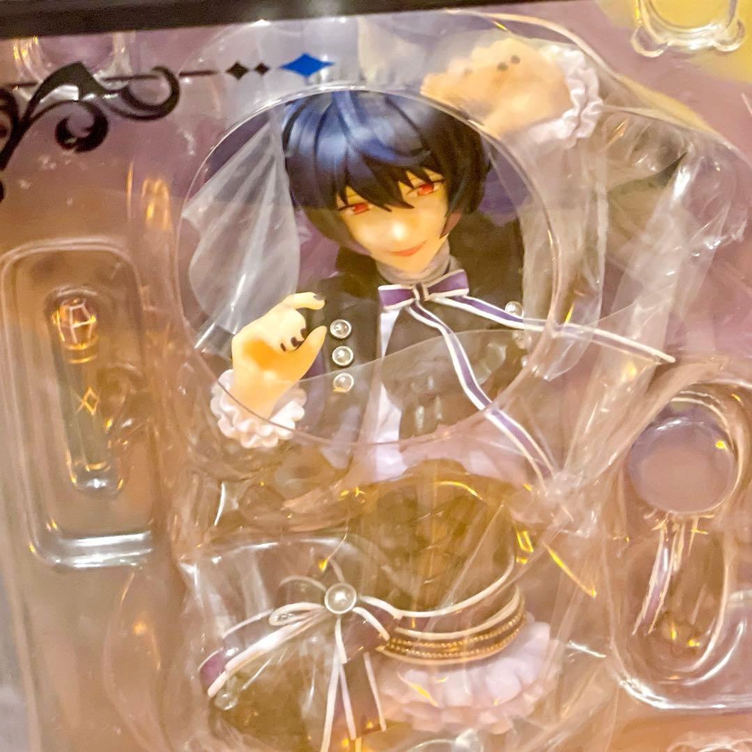 新品未開封　あんスタ 朔間零 朔間凛月 フィギュア