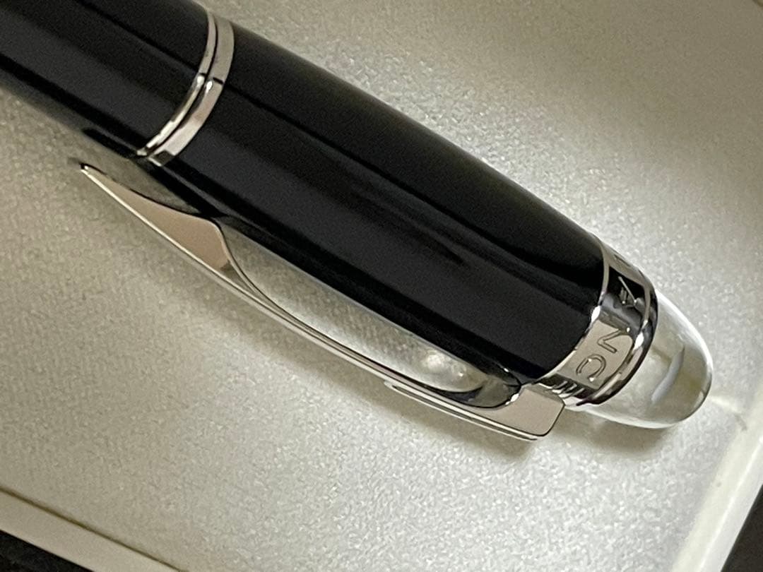 ◾️モンブラン◾️スターウォーカー◾️プラチナ◾️ローラーボール水性リフィル◾️化粧箱付属