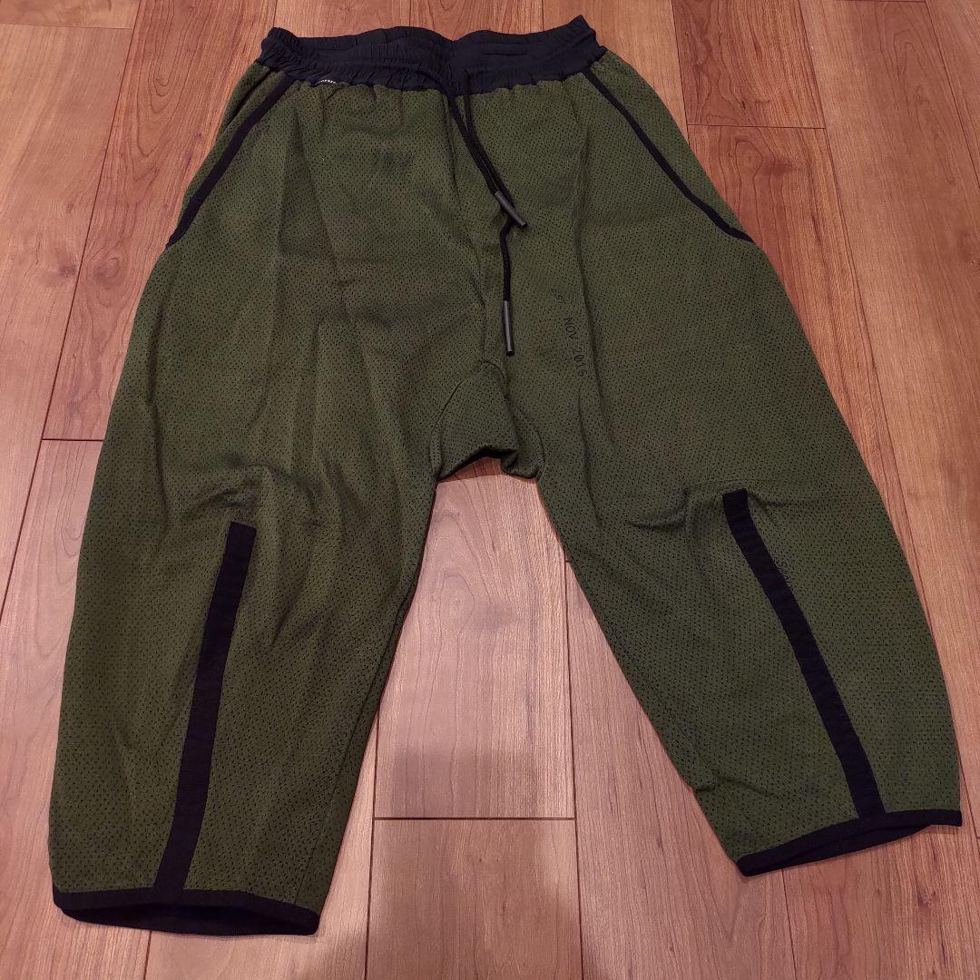 byborre バイボレ　パンツ　緑