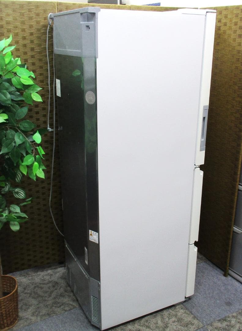 ★SHARP SJ-GW35C-W 3ドア 冷蔵庫 350L 17年製★