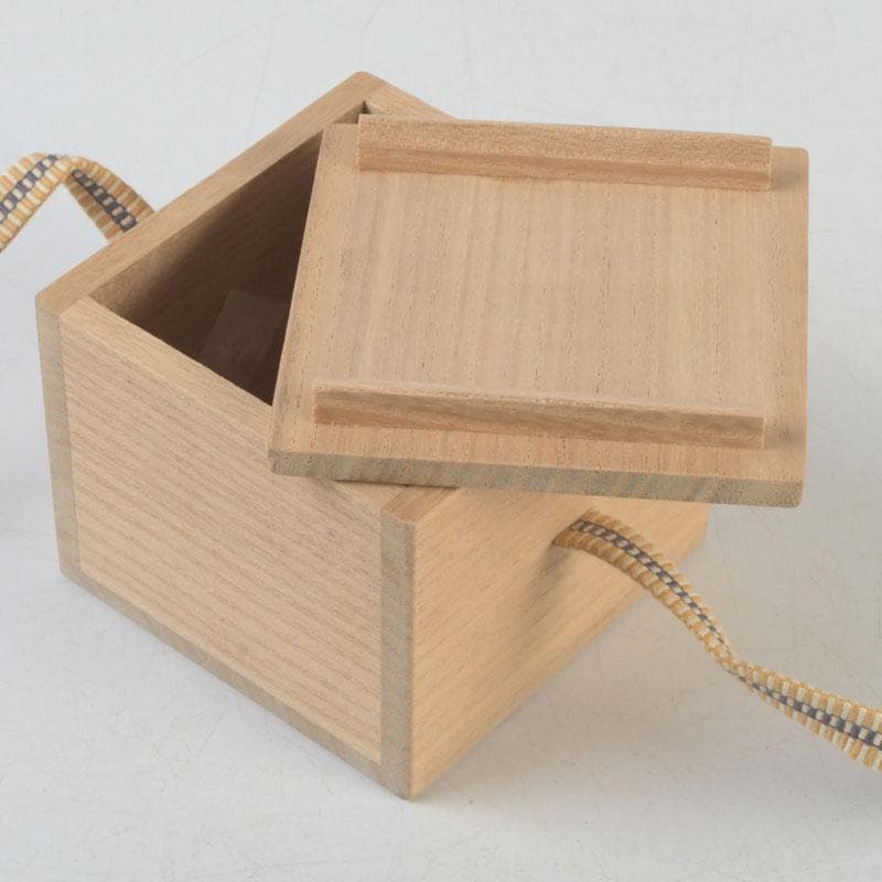 茶道具　萬古焼　加賀瑞山造　干支牛人物牧童文　角香合　共箱　V　9688