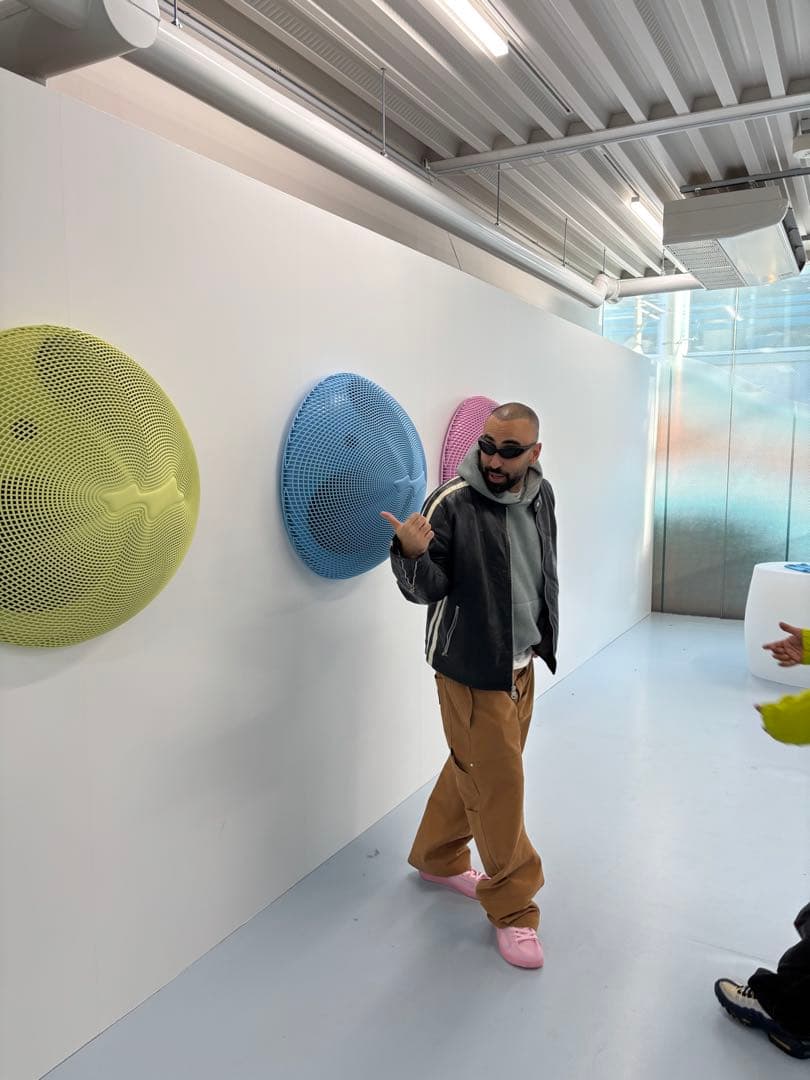 ガ*ム様 skylrke パーカー　L