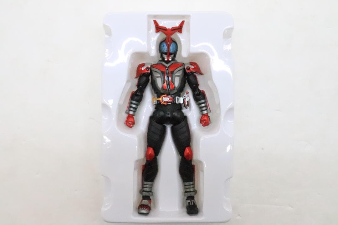 S.H.F 仮面ライダーカブト ハイパーフォーム 30-JD0121-05