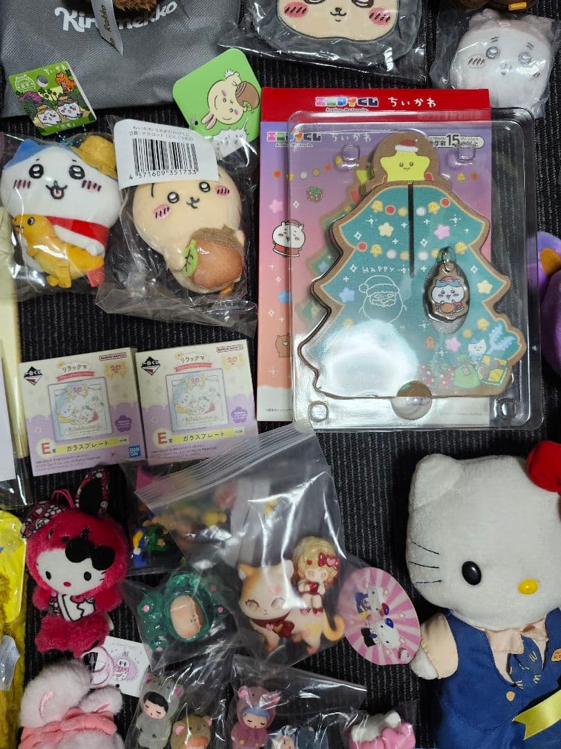 ご当地キティ　ちいかわ　シール　まとめ売り