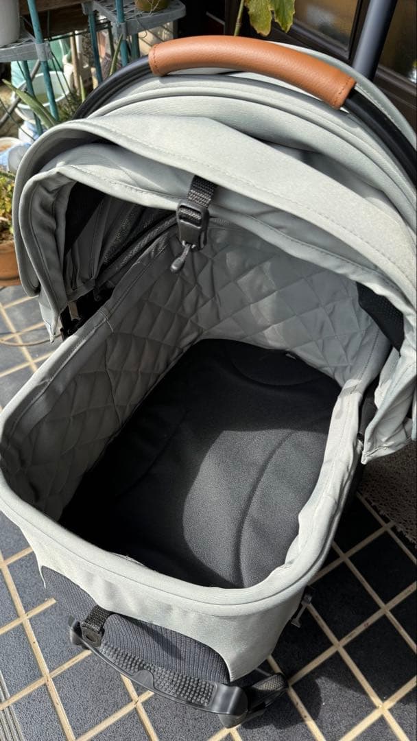 AIRBUGGY WIZ X(クッション・マット付き) ペットカート