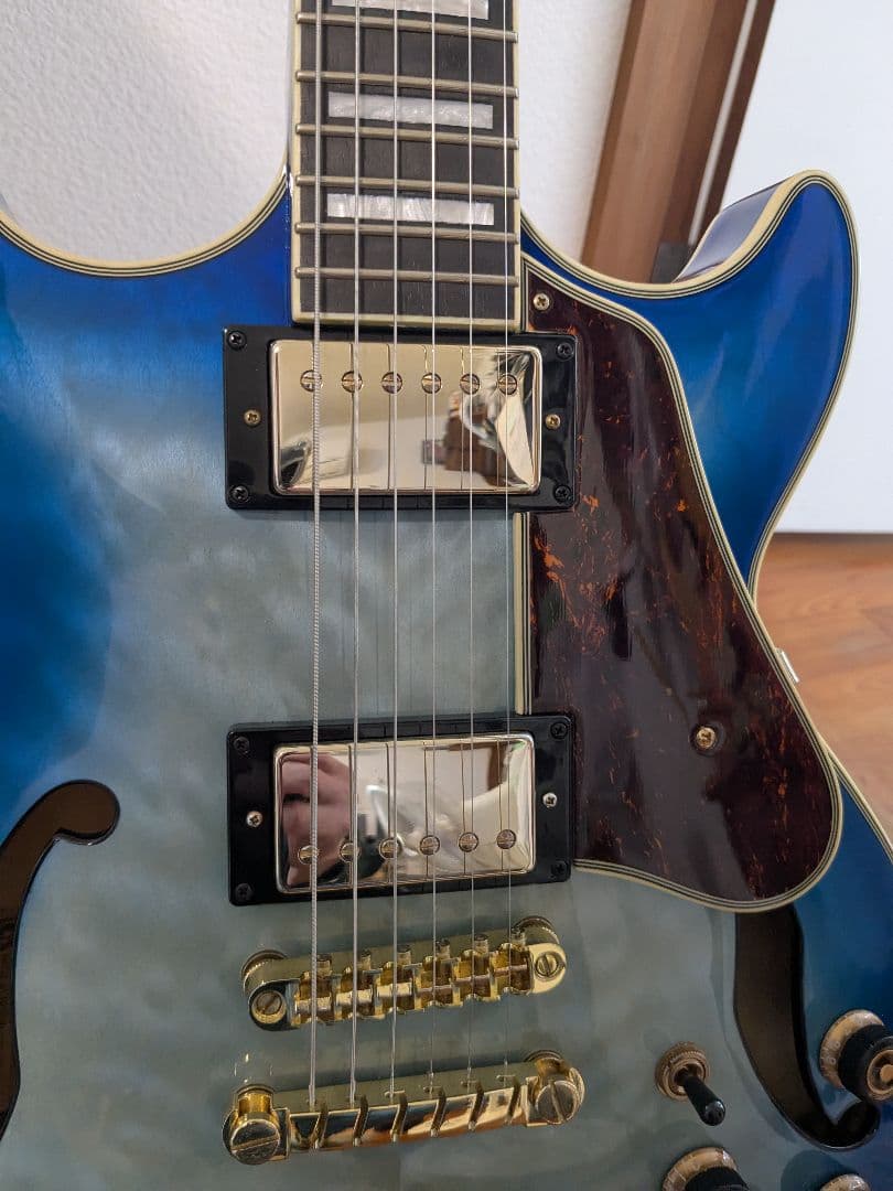 Ibanez AM93QM-JBB　セミアコ