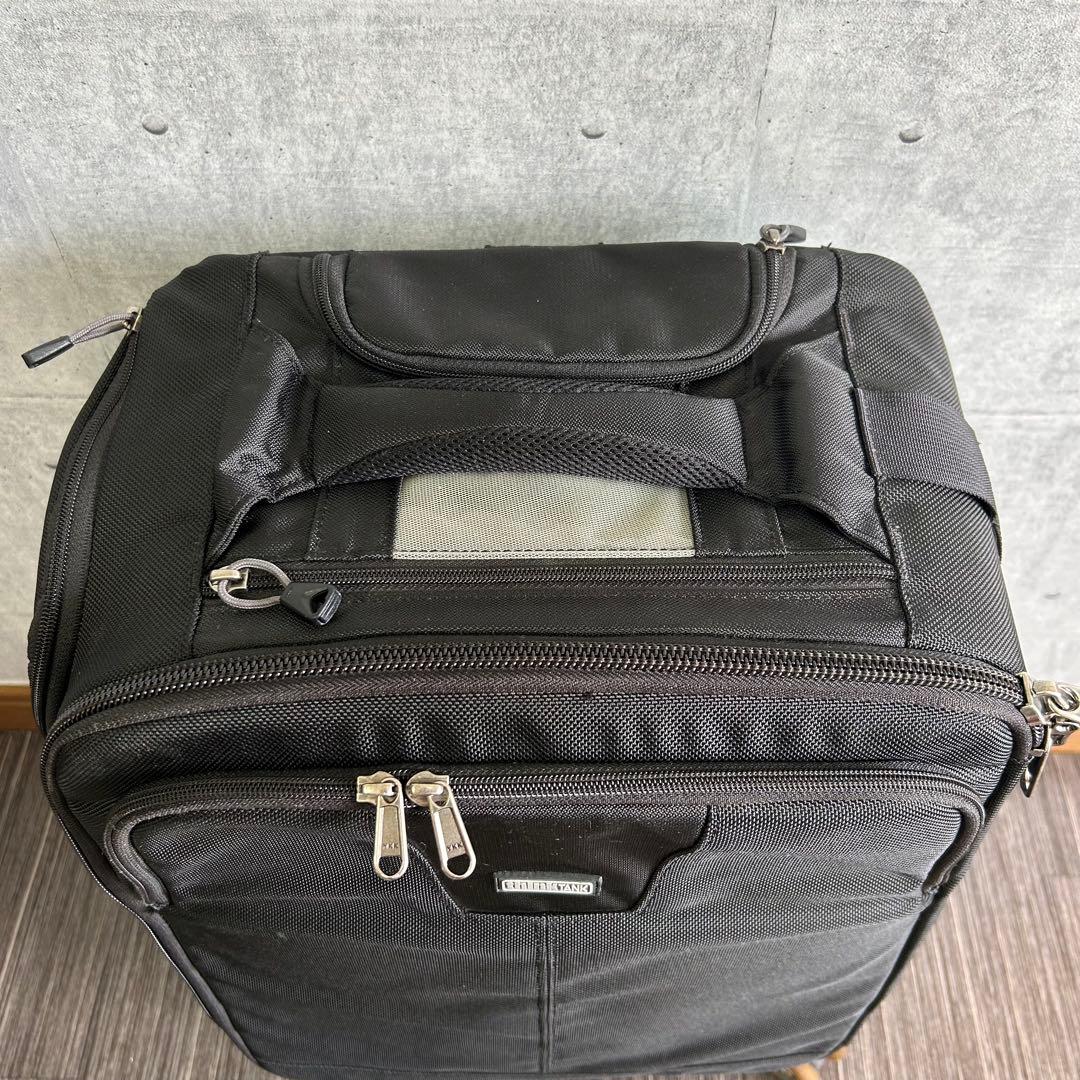 バッグ thinkTANK Photo Airport Roller Derby