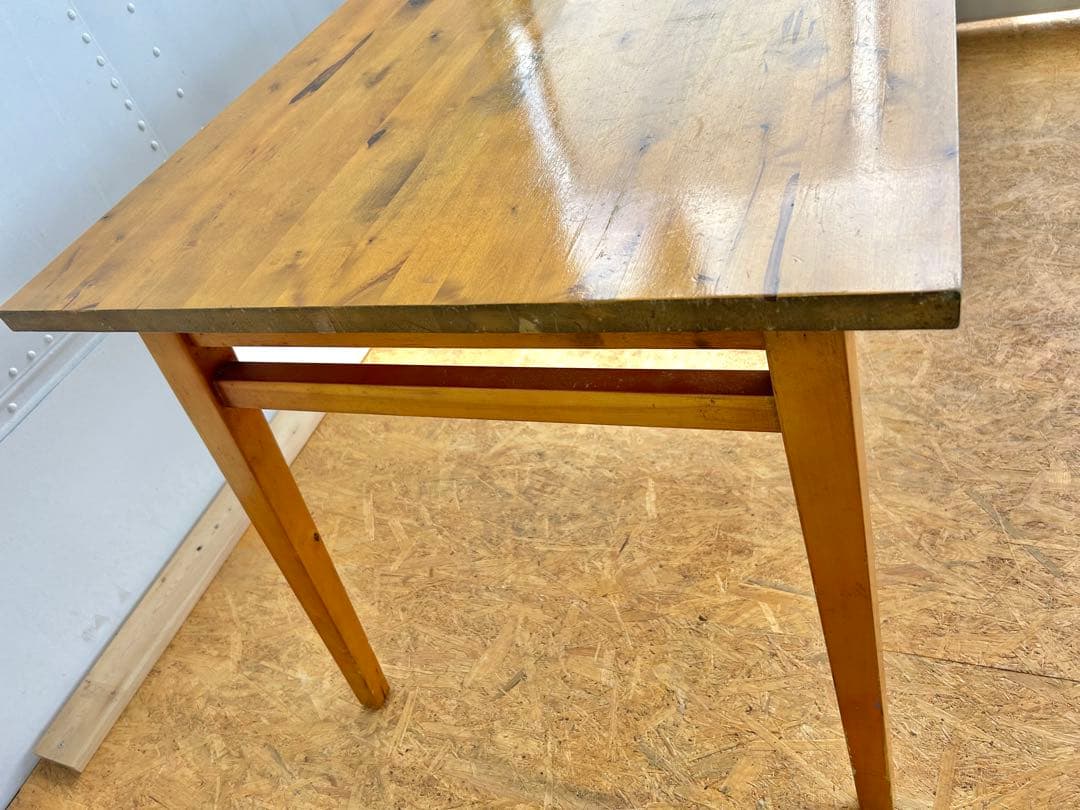 ジョージナチュラル　インテリア　オシャレ　カントリー