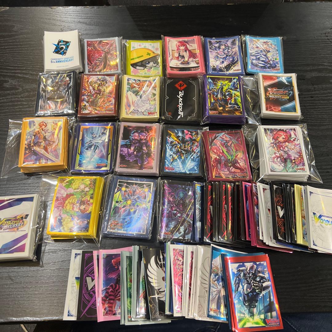 m*p様 ヴァンガード　中古スリーブ　当時物レア物限定品多数