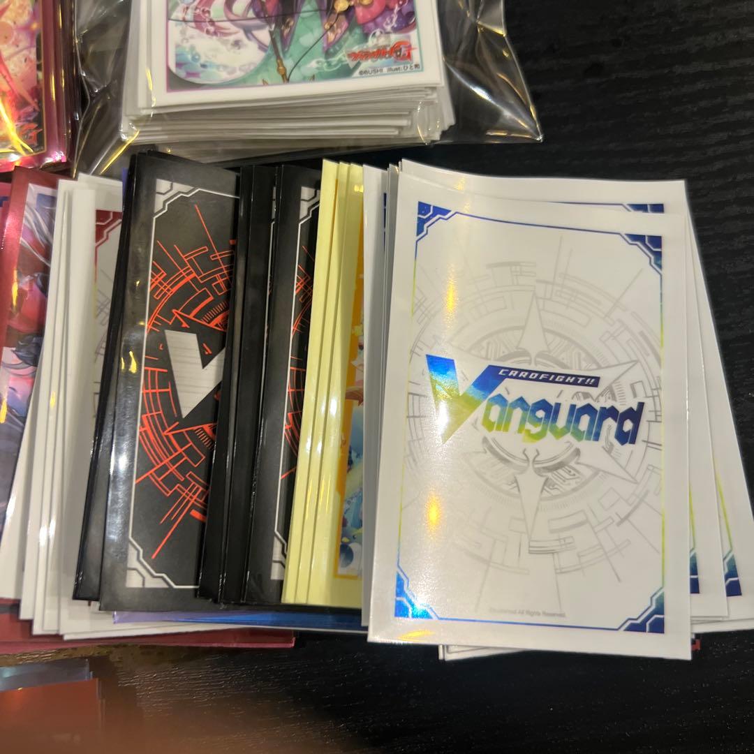 m*p様 ヴァンガード　中古スリーブ　当時物レア物限定品多数