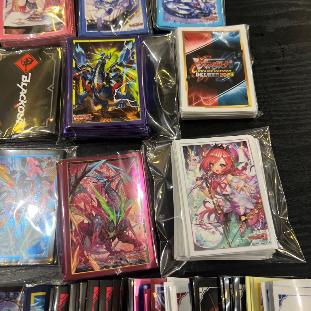 m*p様 ヴァンガード　中古スリーブ　当時物レア物限定品多数