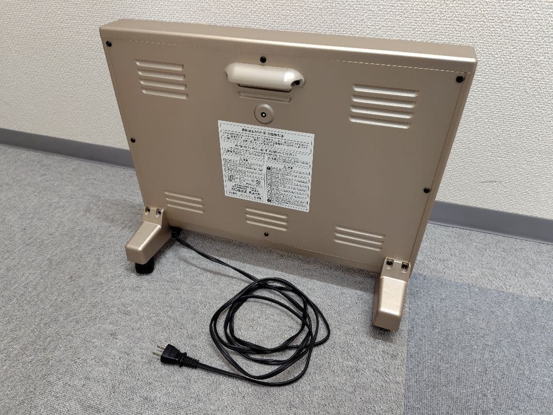 サンルミエ　E800LS　遠赤外線暖房器