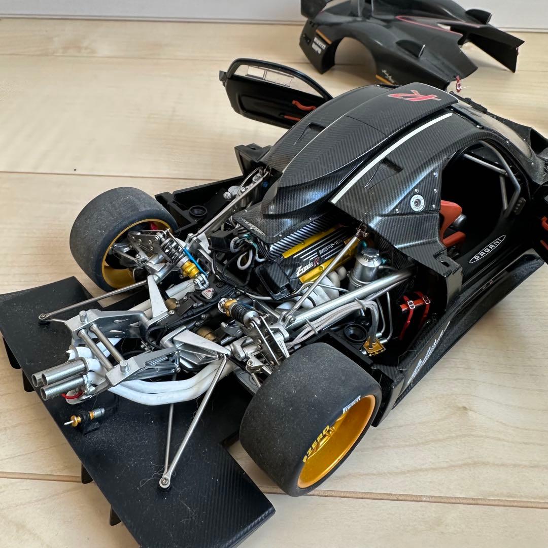 り**様 【AUTOart製】Pagani Zonda R 1/18