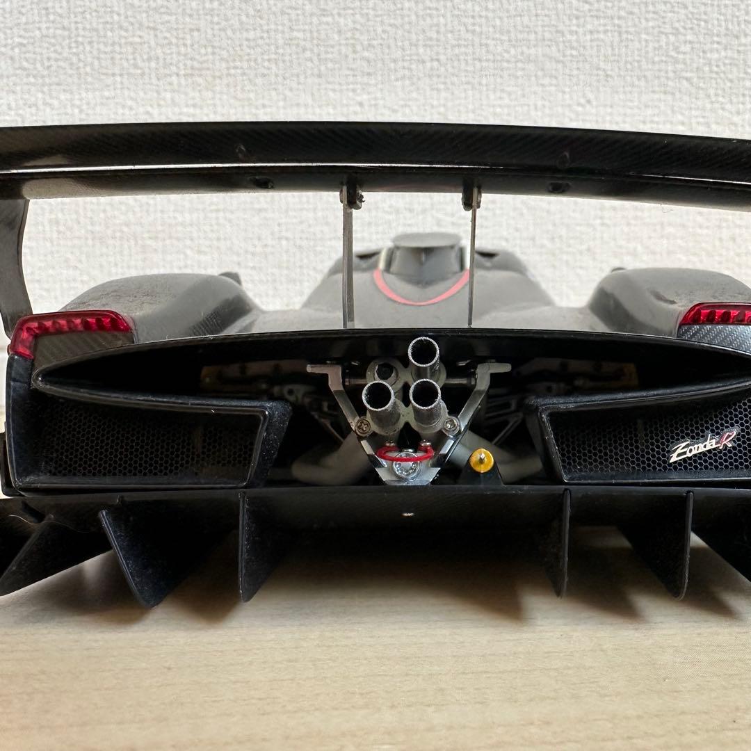 り**様 【AUTOart製】Pagani Zonda R 1/18