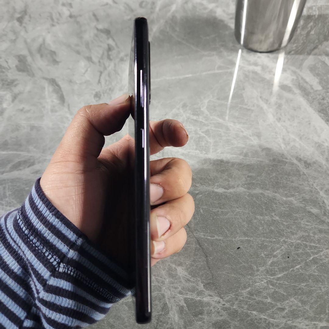 docomo Galaxy A41　スマートフォン 本体