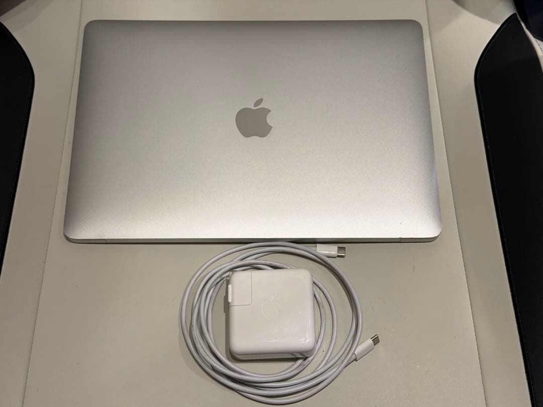 Apple MacBook Air (M1, 2020) シルバーJIS