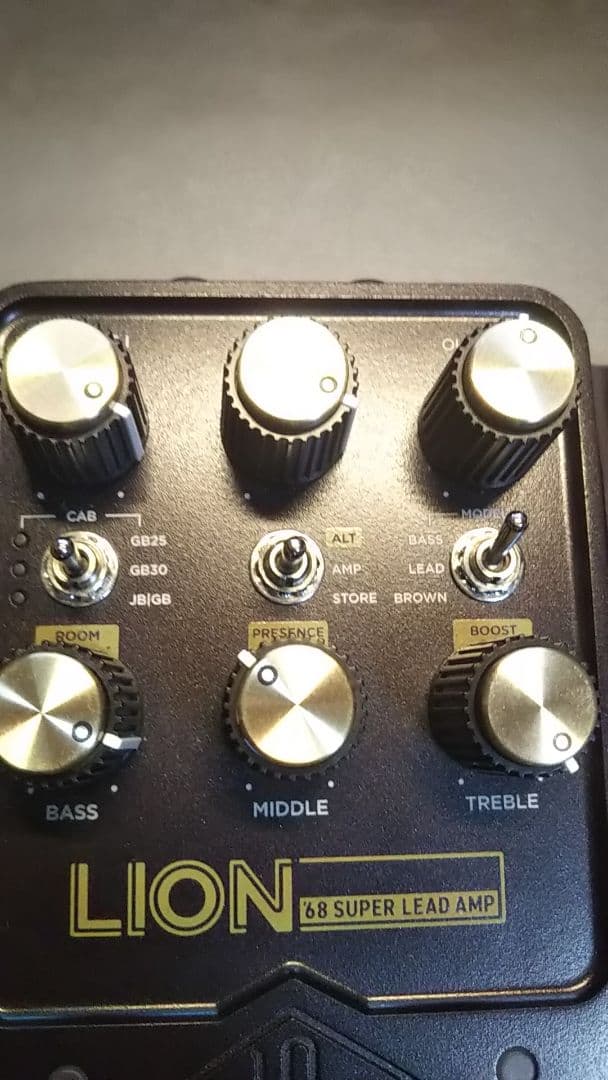 【美品】UNIVERSAL AUDIO LION '68 Super Lead